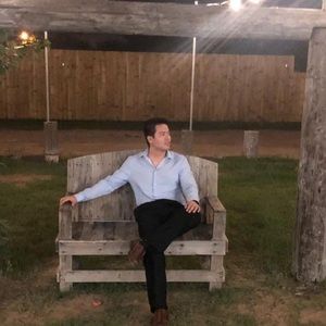 Meet your Posher, Rong